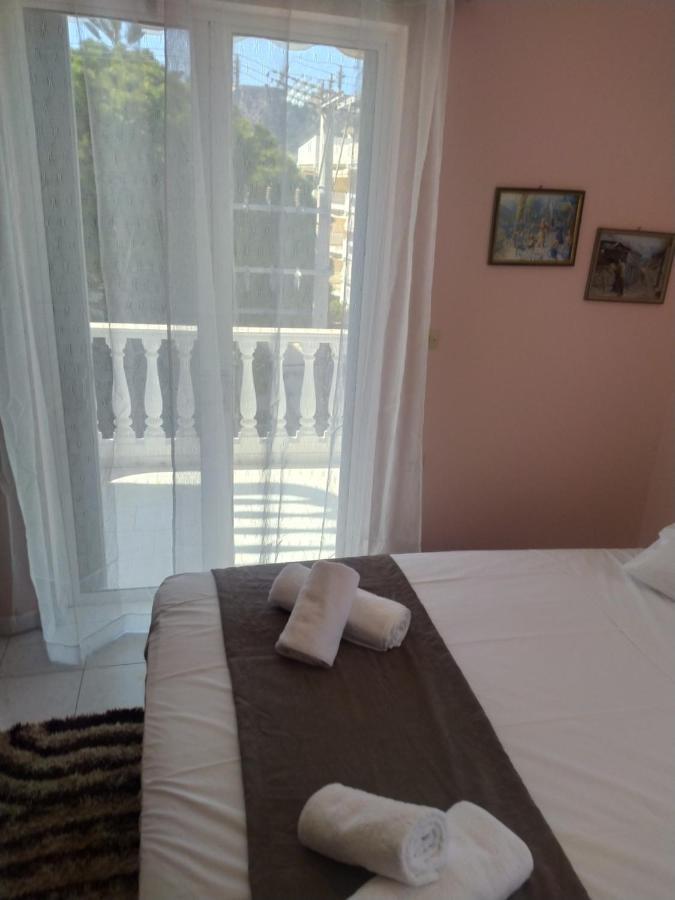 Anestis Apartment Акрата Екстериор снимка